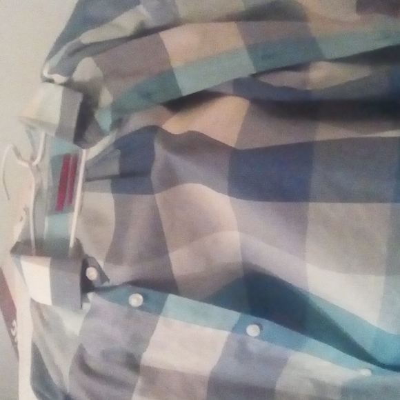 Men's l slimfit Hugo boss longsleeve. Never worn - Picture 1 of 2